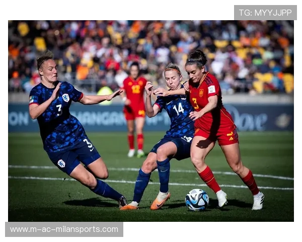 女足世界杯半决赛：荷兰1-0墨西哥晋级决赛，历史首次，女足世界杯亚军荷兰