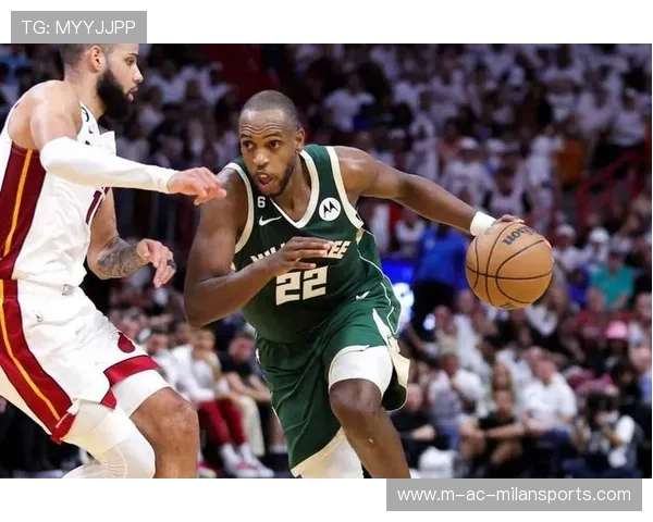 雄鹿米德尔顿中距离稳定，关键回合不手软